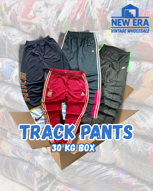 CAJAS 30 KG (track pants vintage de marca)